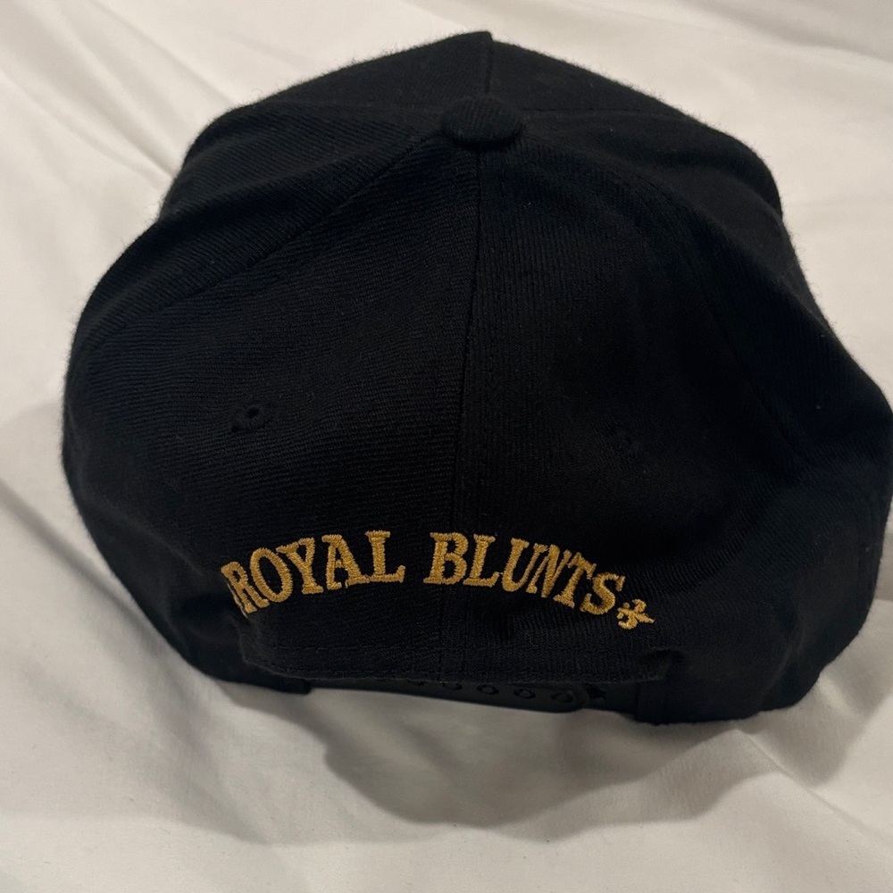 Black and Gold Kids Snapback Cap - Picture 2 of 6